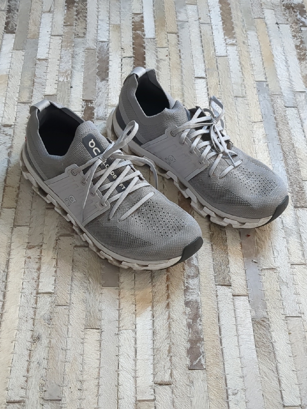 On Men's 12 Cloudswift 4 Alloy Glacier Athletic Sneakers